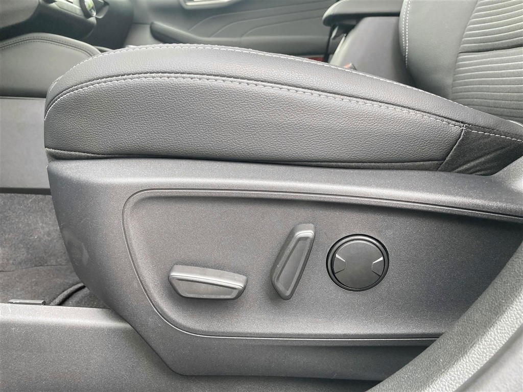 Ford Kuga Titanium X billede 12