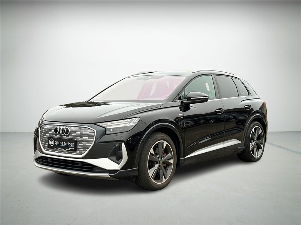Audi Q4 Attitude