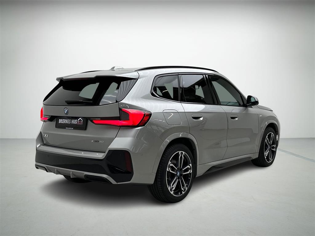 BMW iX1 M-Sport billede 2