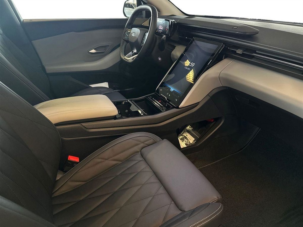 Ford Explorer UR Premium billede 15