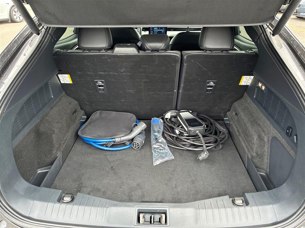 Ford Mustang Mach-E SR billede 13