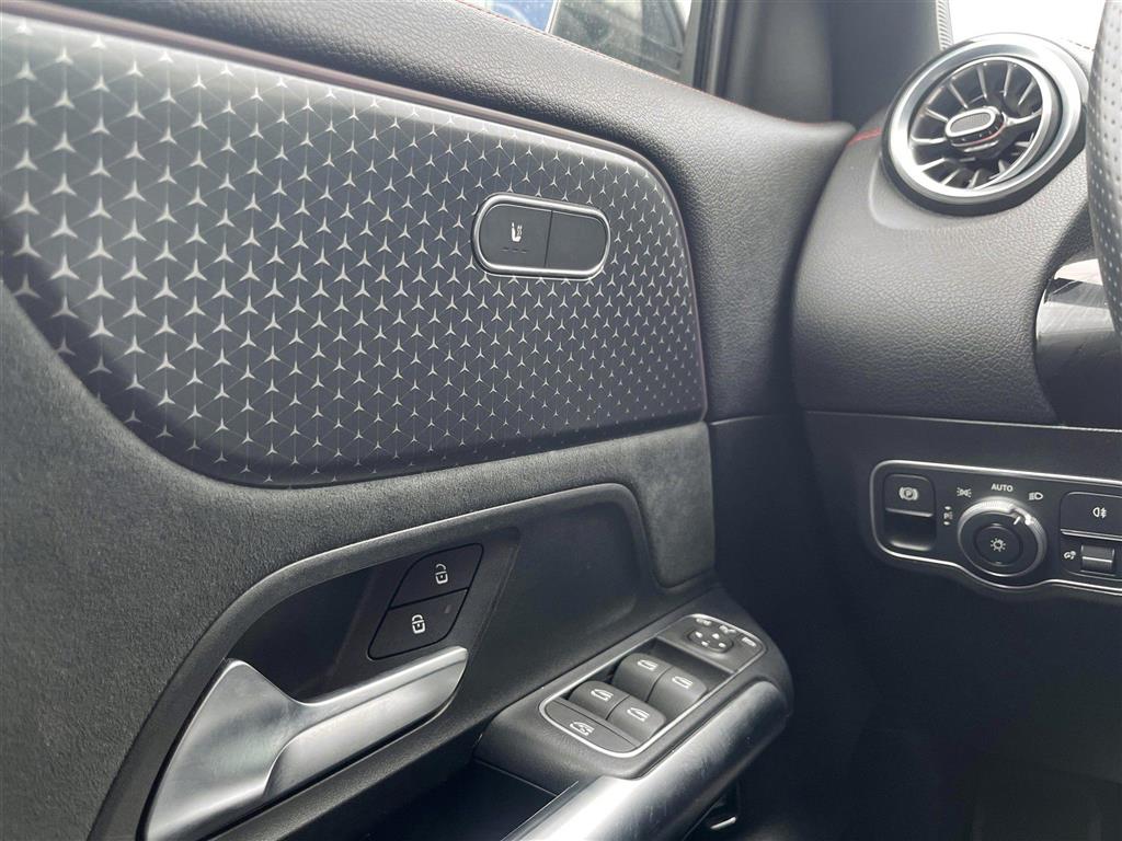 Mercedes-Benz EQA 250+ AMG Line billede 17