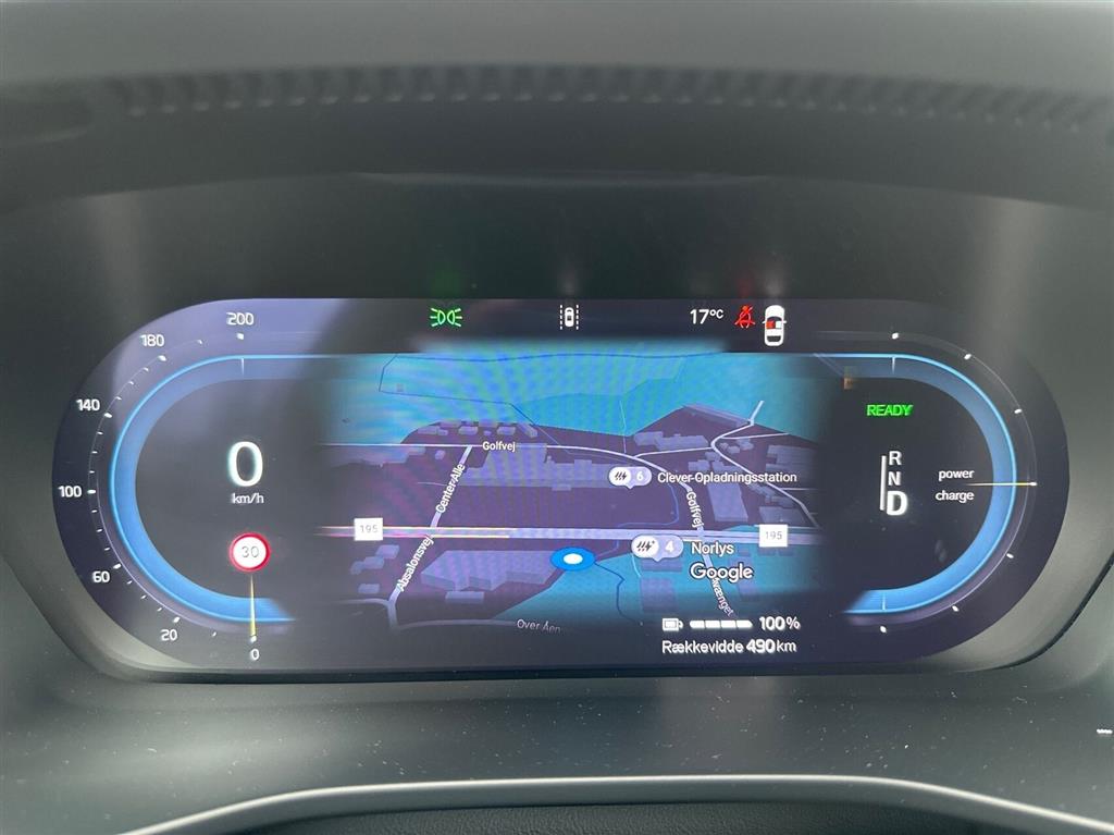 Volvo EC40 Black Edition billede 16