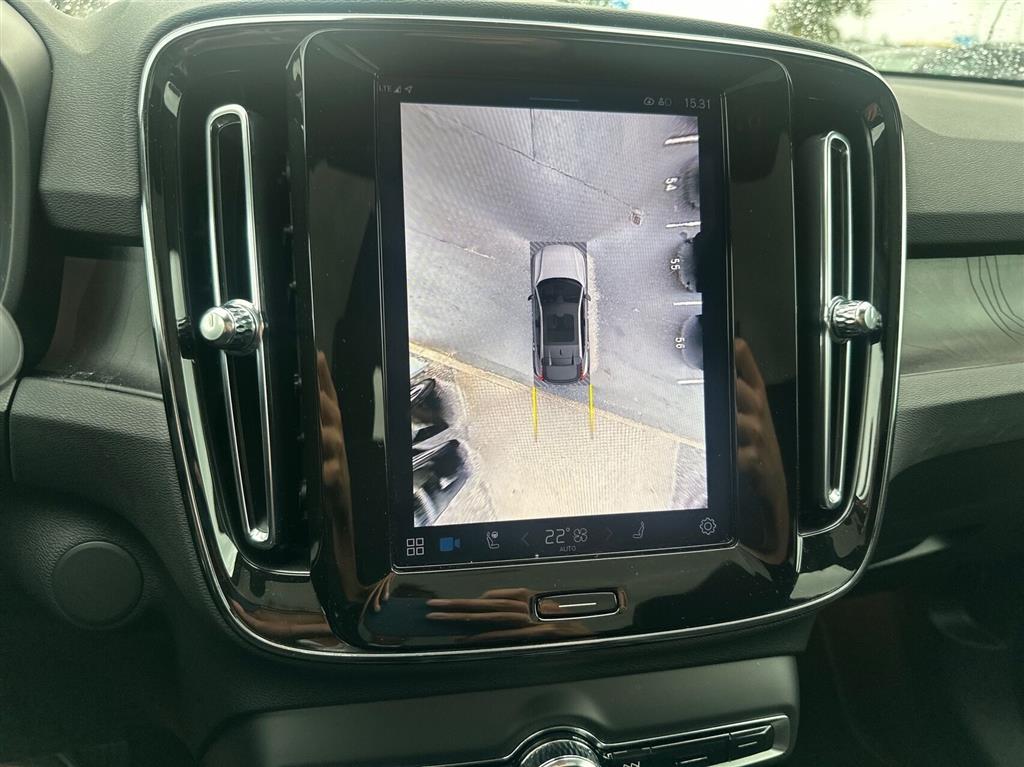 Volvo EC40 Black Edition billede 18