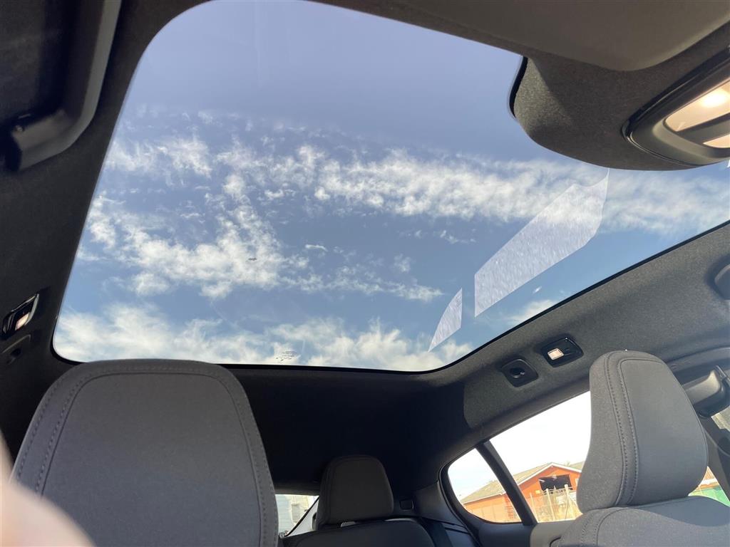 Volvo EC40 Black Edition billede 21