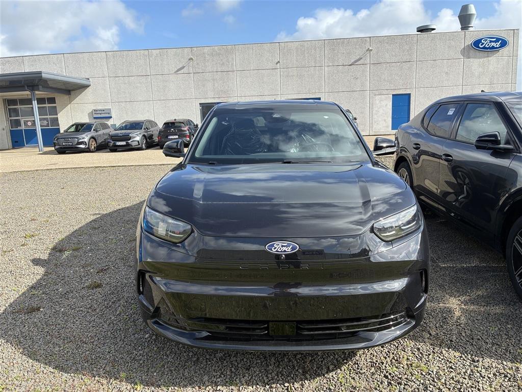 Ford Capri UR Select