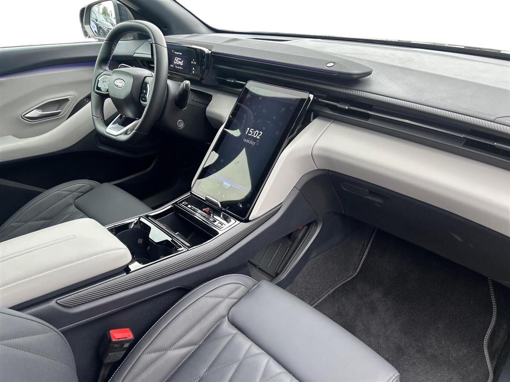 Ford Explorer UR Premium billede 10