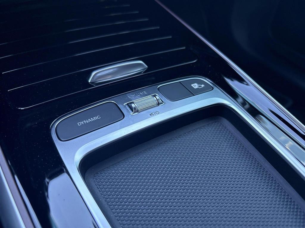 Mercedes-Benz EQB 300 AMG Line billede 12