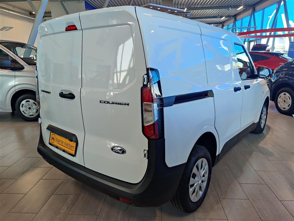 Ford Transit Courier Trend billede 10