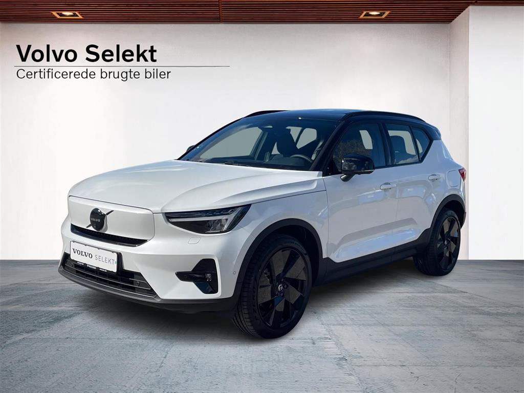 Volvo EX40 Black Edition