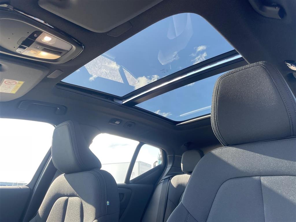 Volvo EX40 Black Edition billede 25