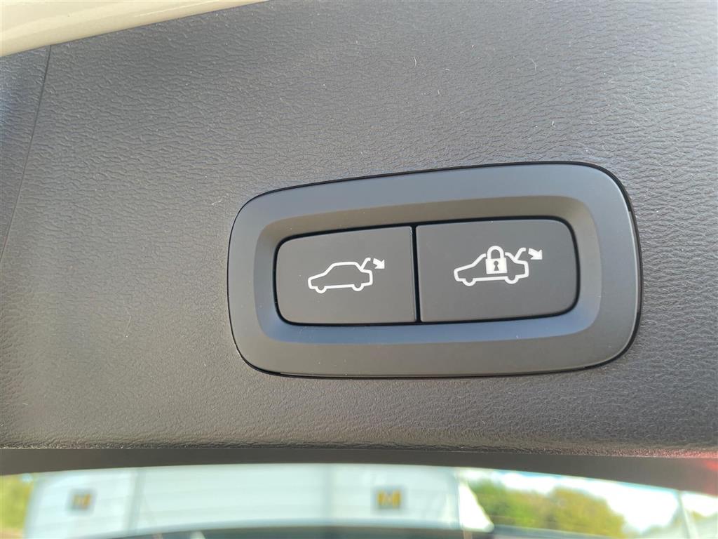 Volvo EX40 Black Edition billede 28