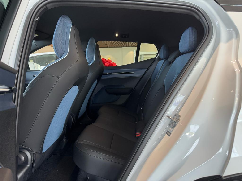 Volvo EX30 Plus billede 9