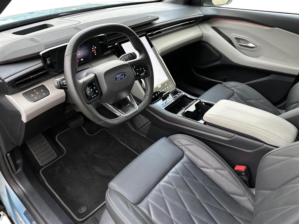 Ford Explorer UR Premium billede 3