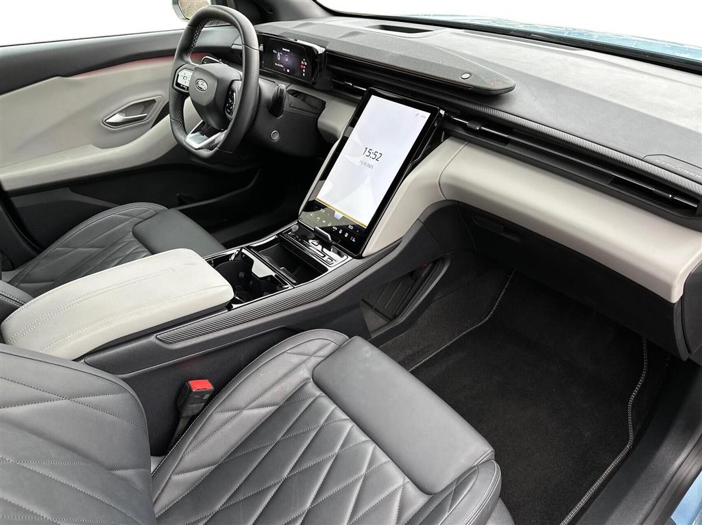 Ford Explorer UR Premium billede 10