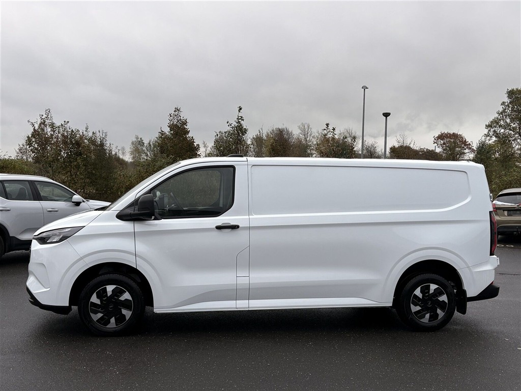 Ford E-Transit Custom Trend billede 2