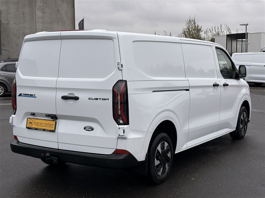 Ford E-Transit Custom Trend billede 5