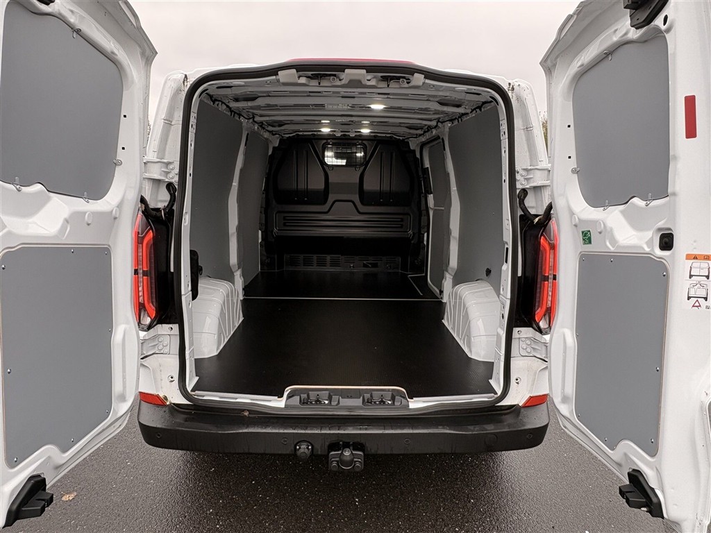 Ford E-Transit Custom Trend billede 17