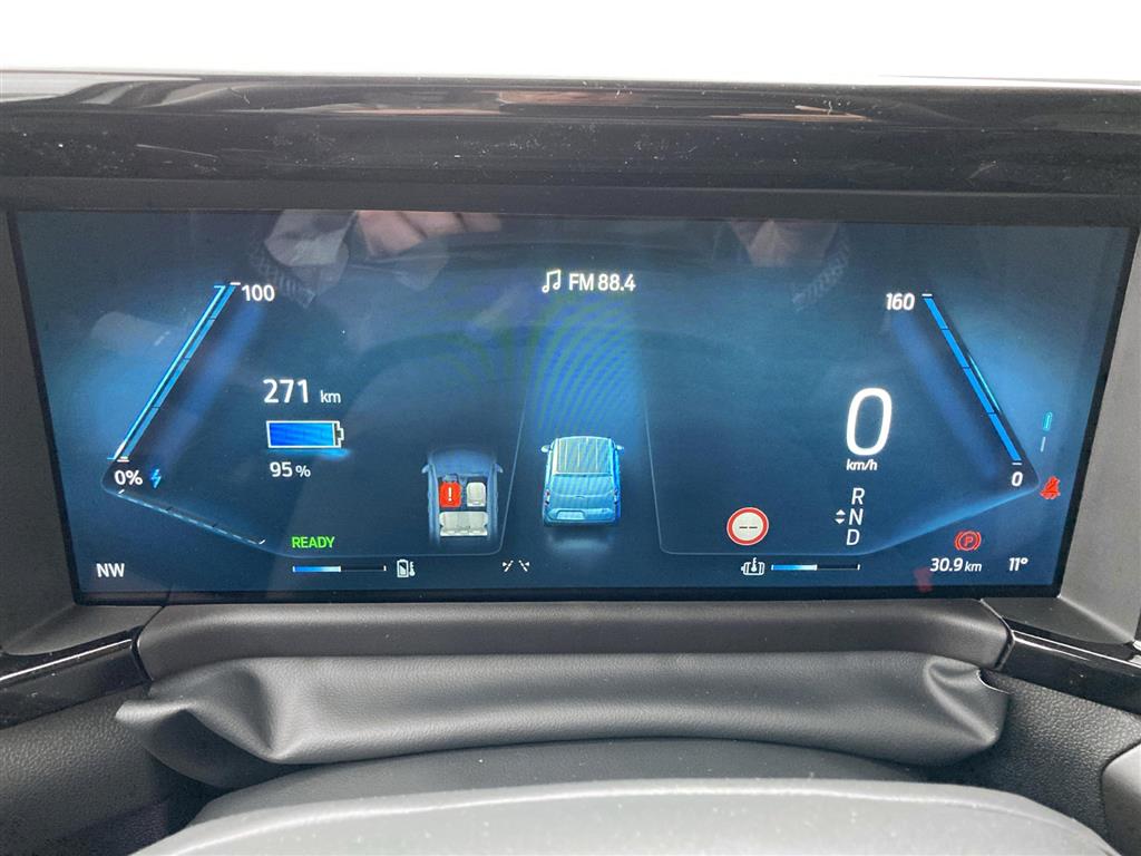 Ford E-Transit Courier Limited billede 8