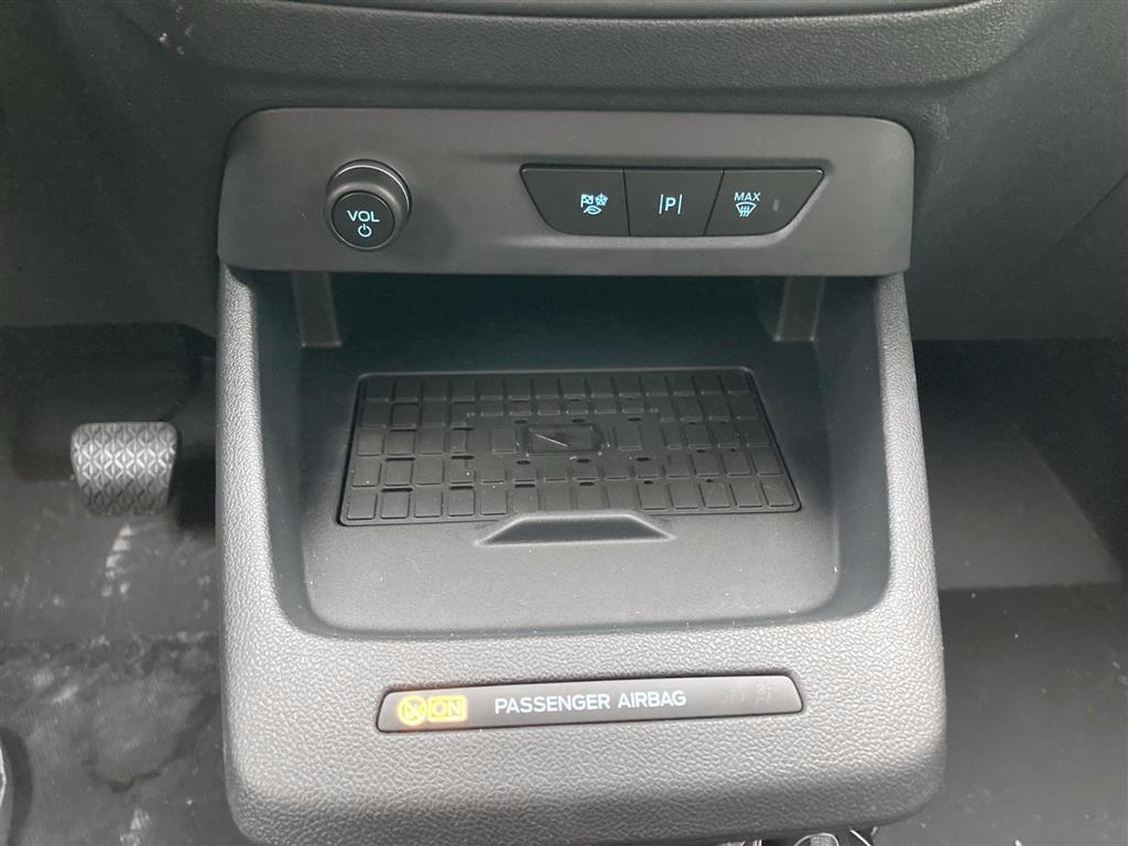 Ford E-Transit Courier Limited billede 11