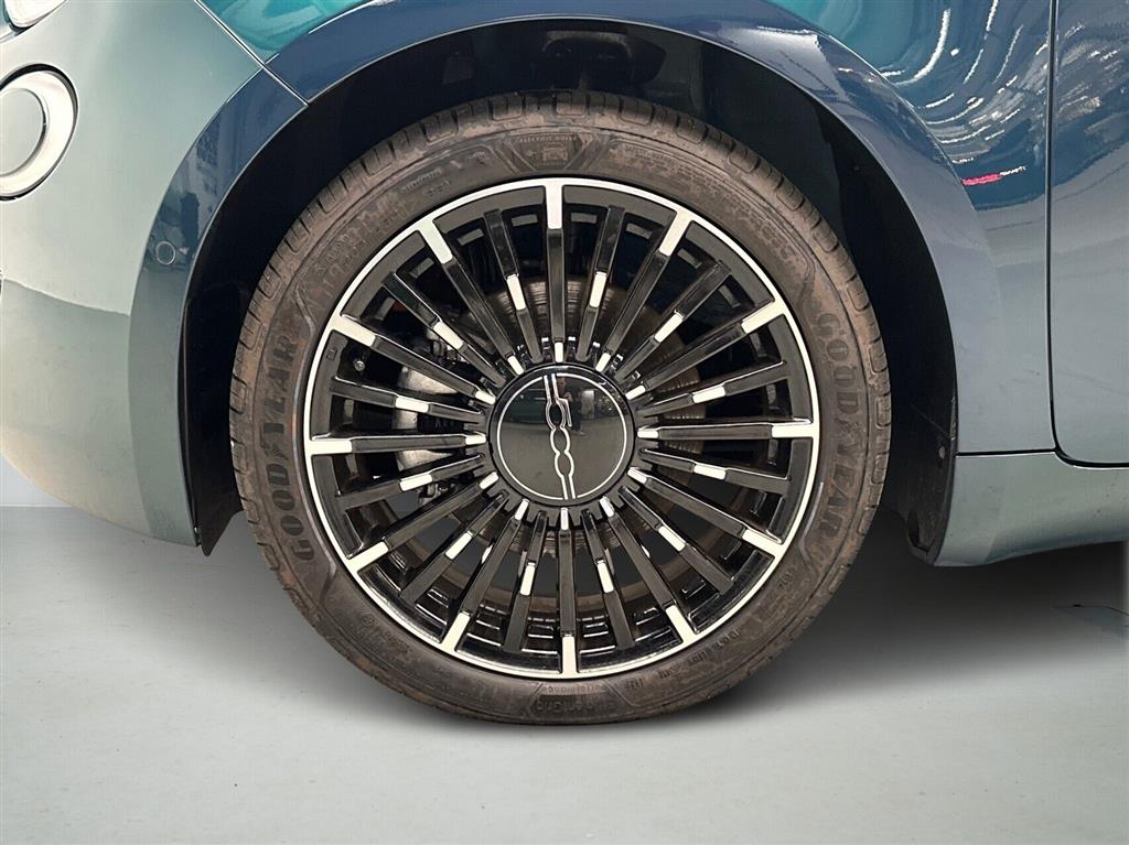 Fiat 500e La Prima billede 10