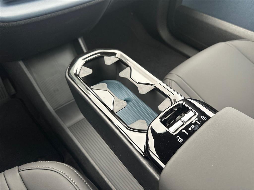 Volvo EX30 Ultra billede 15