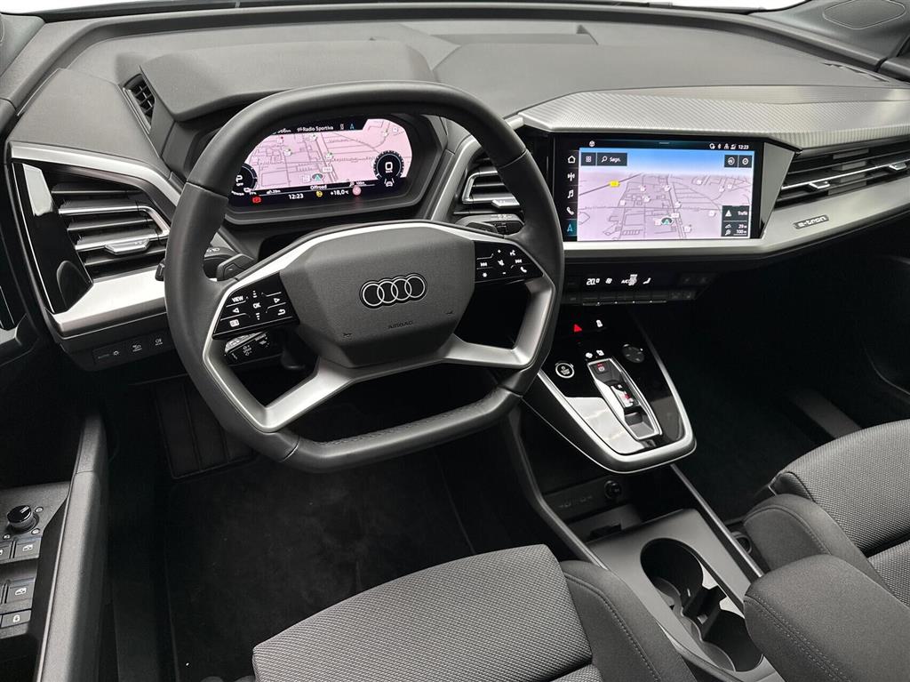 Audi Q4 S Line billede 4