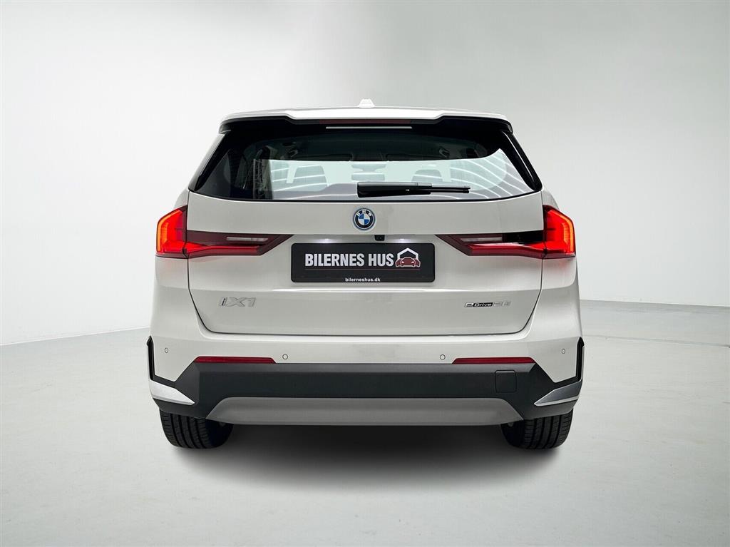 BMW iX1 xLine billede 9