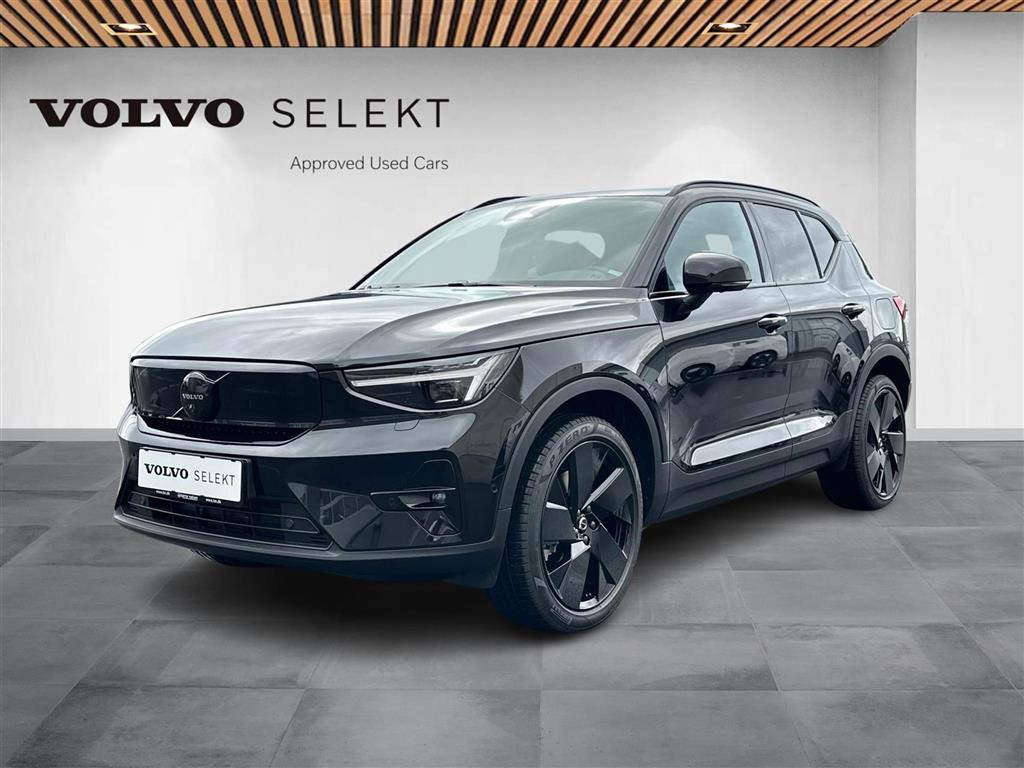 Volvo EX40 Black Edition
