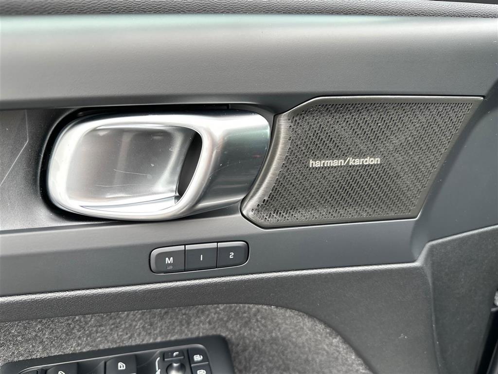 Volvo EX40 Black Edition billede 5