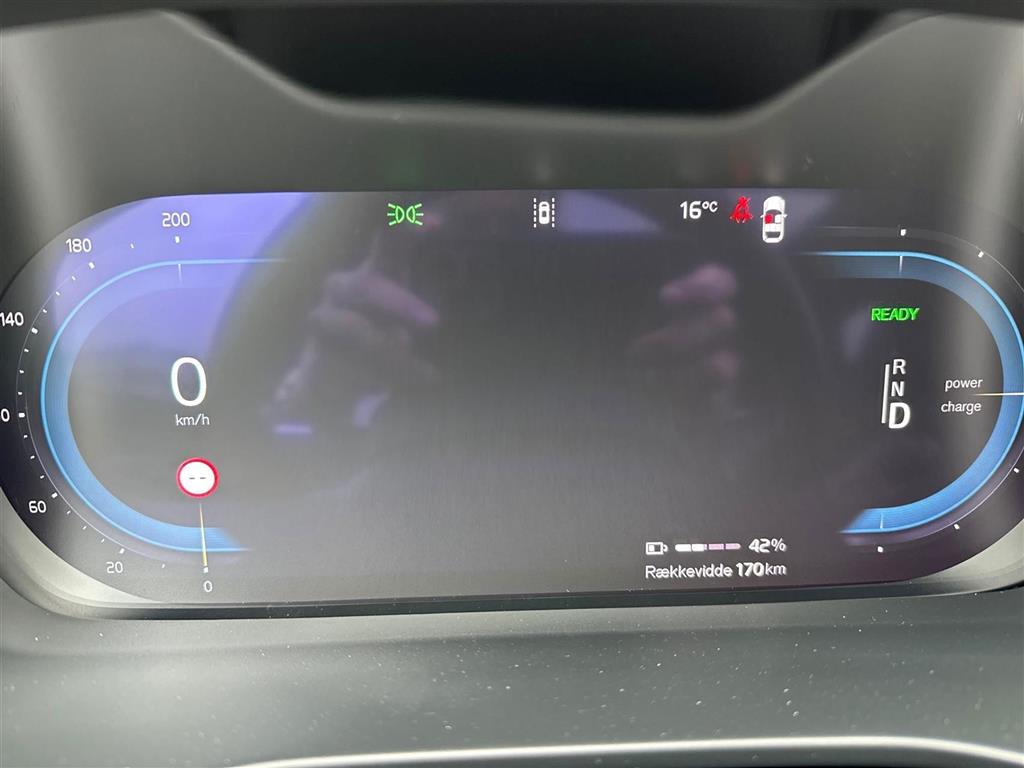 Volvo EX40 Black Edition billede 17