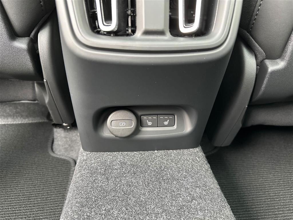 Volvo EX40 Black Edition billede 24