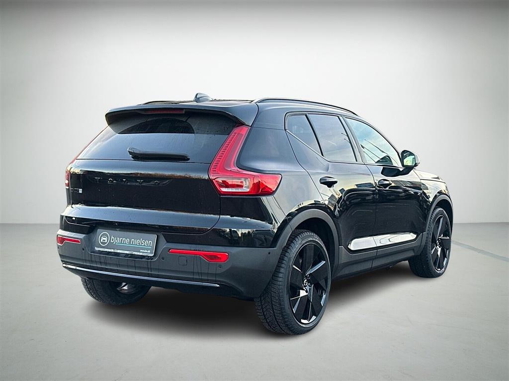 Volvo EX40 Black Edition billede 2