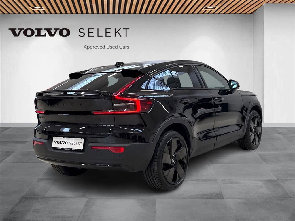 Volvo EC40 Black Edition billede 2