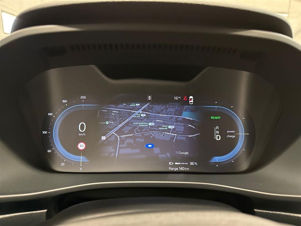 Volvo EC40 Black Edition billede 16