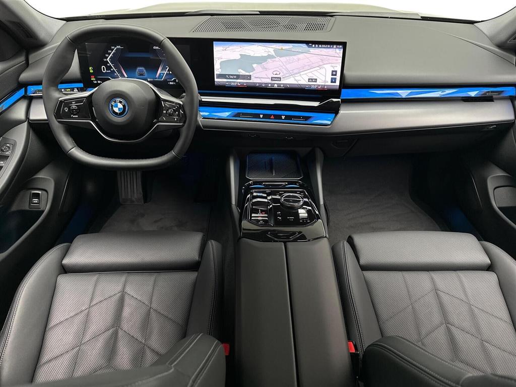 BMW i5 Sport Line billede 6