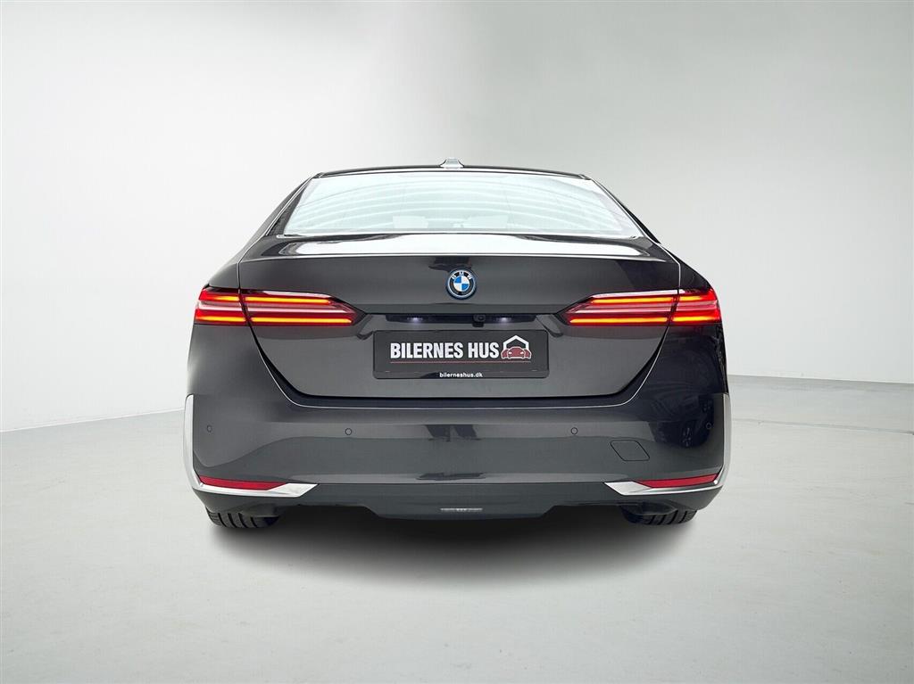 BMW i5 Sport Line billede 9