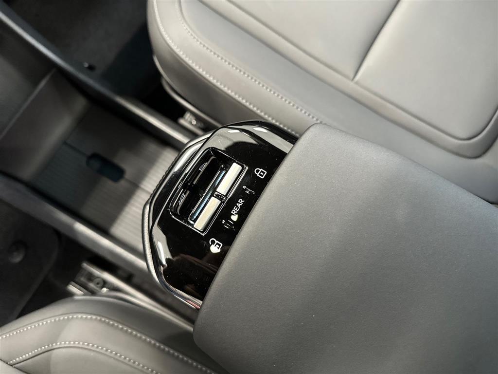 Volvo EX30 Ultra billede 16