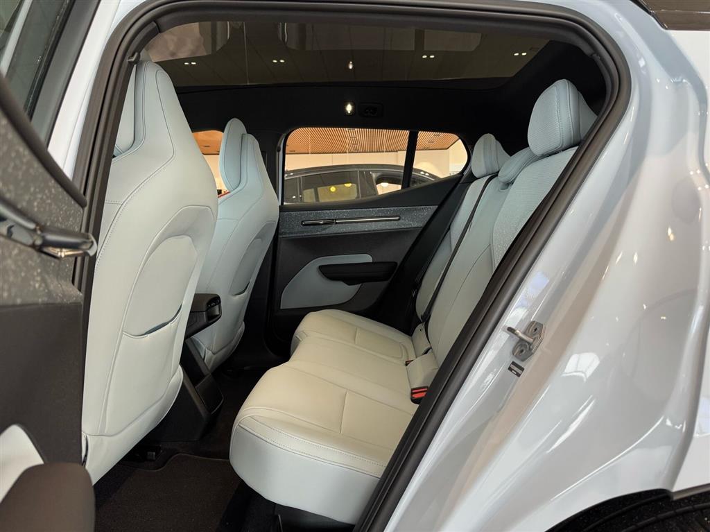 Volvo EX30 Ultra billede 7