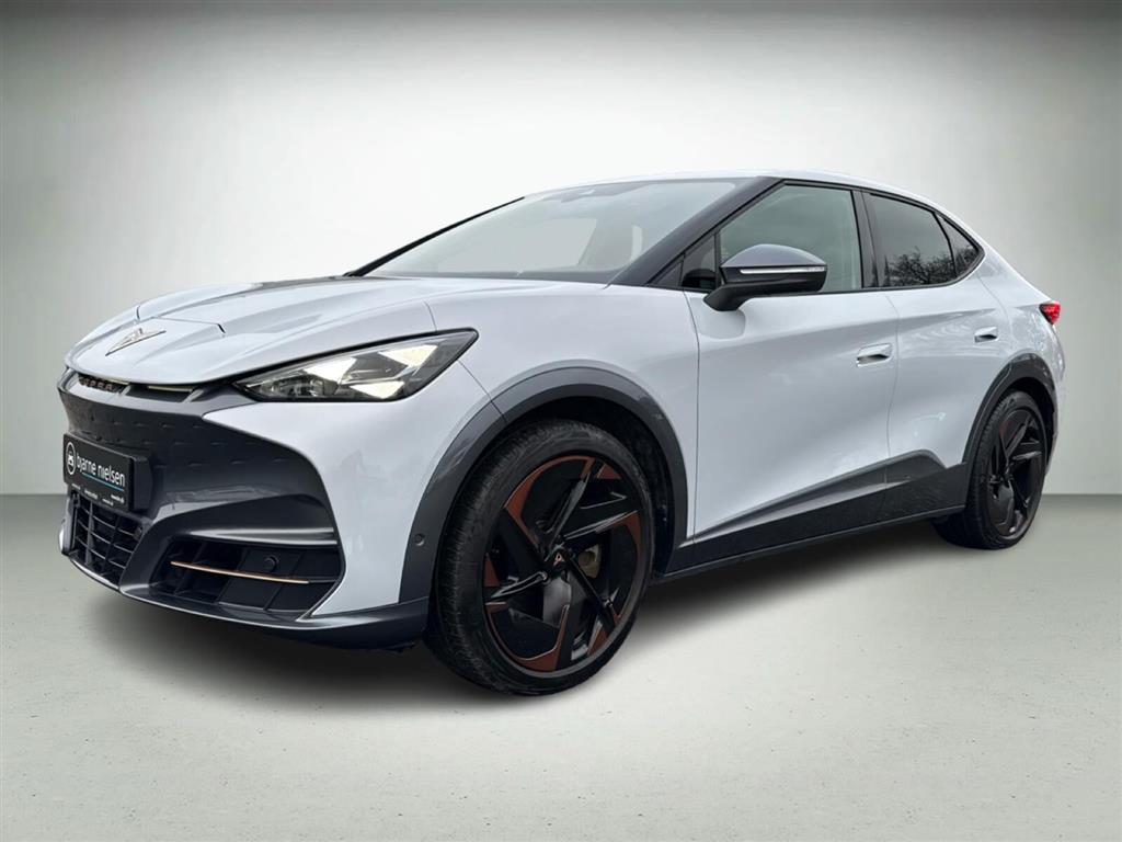 Cupra Tavascan Adrenaline