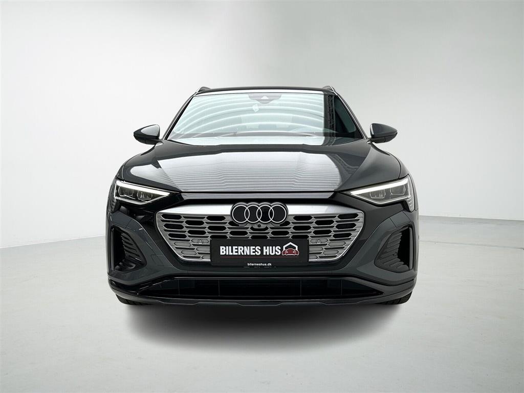 Audi Q8 S Line billede 8
