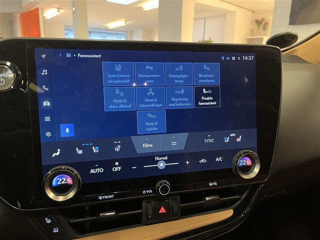 Lexus NX Luxury billede 5