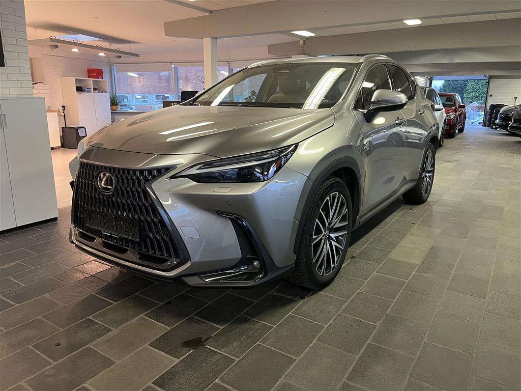 Lexus NX Luxury