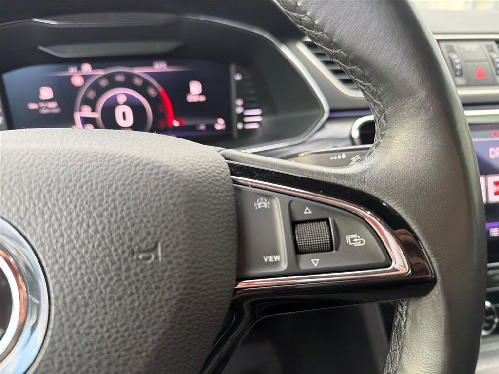 Skoda Superb Business Executive billede 17