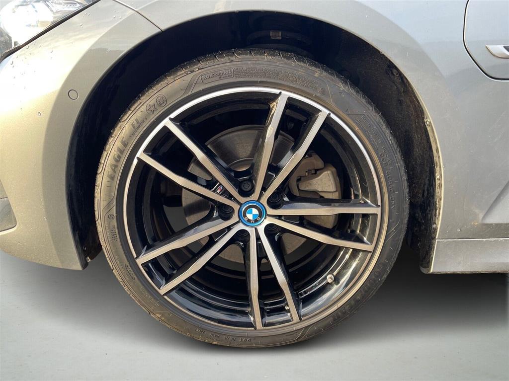 BMW 330e M-Sport Plus billede 8