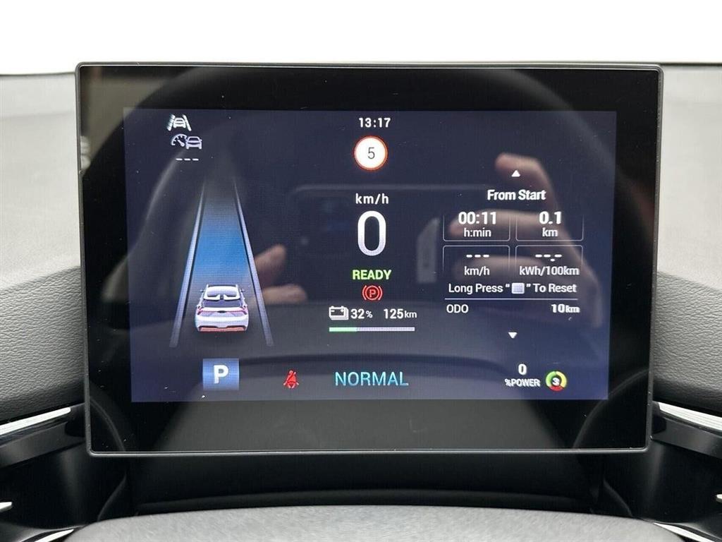 MG MG4 Electric Luxury billede 16