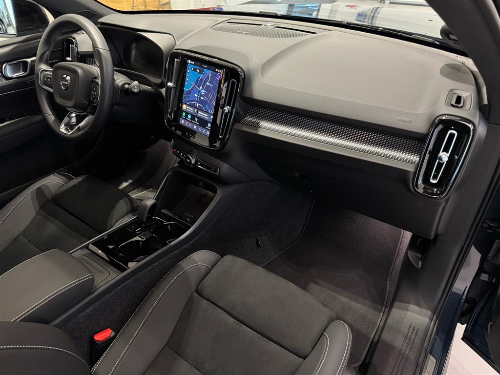 Volvo EX40 Black Edition billede 10