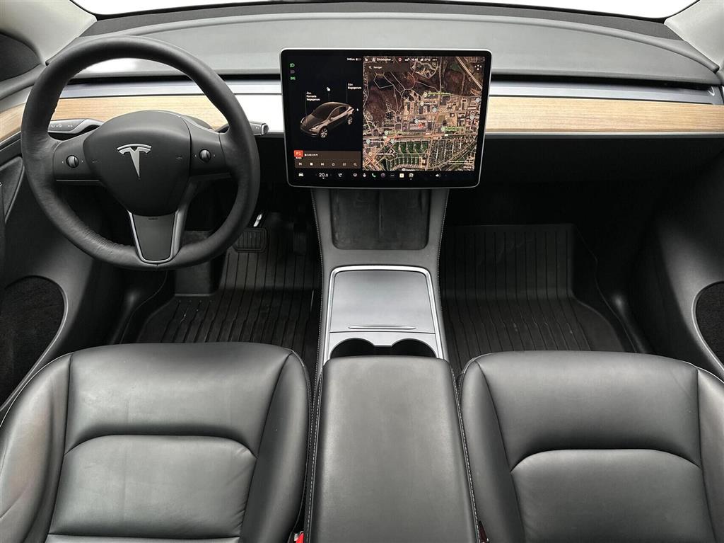 Tesla Model Y Long Range billede 6