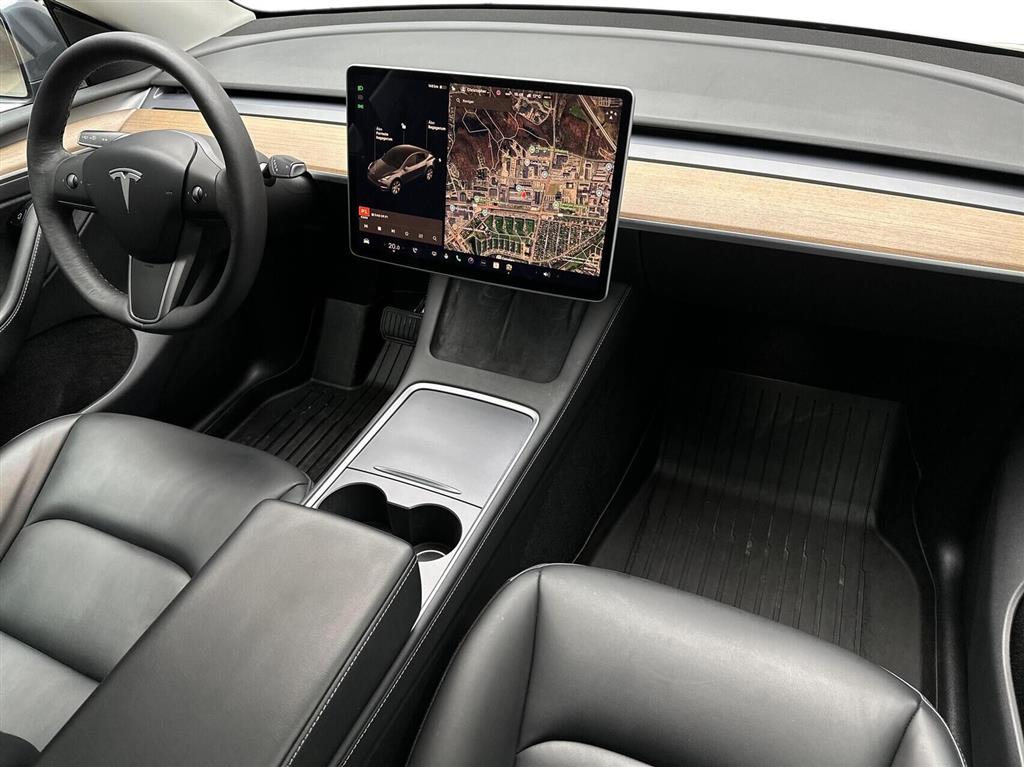 Tesla Model Y Long Range billede 12