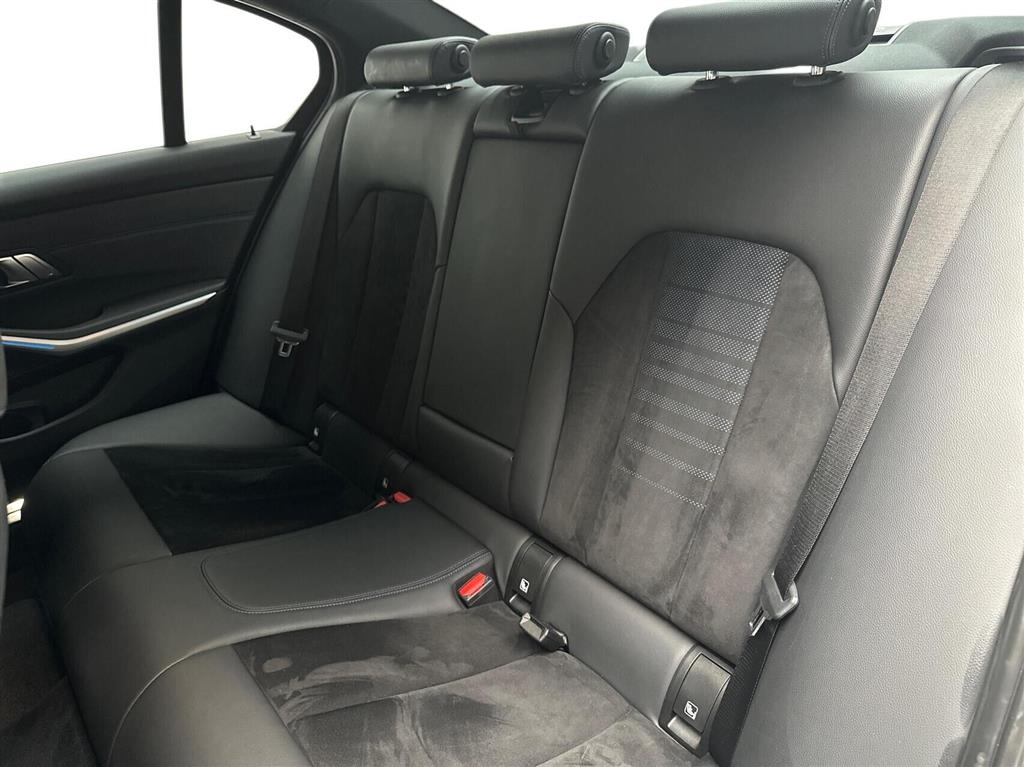 BMW 330e M-Sport billede 13